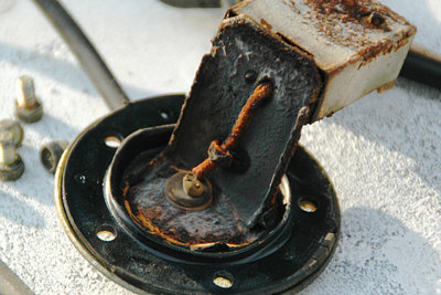 Anbauteile Tank 02.jpg (130.22 KiB) 19369 mal betrachtet ... wie gewöhnlich!