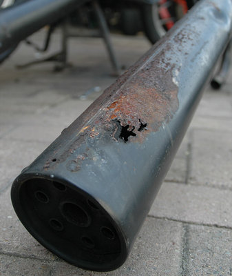 AUSPUFF_0001.jpg (132.49 KiB) 19347 mal betrachtet Austauschen oder Reparieren?
