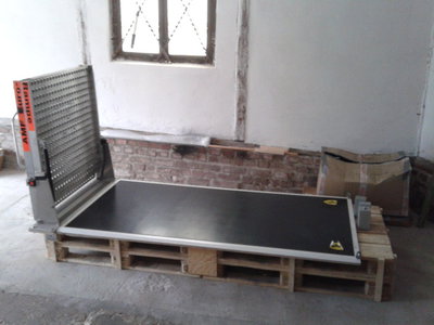 20150104_103828.jpg (114.44 KiB) 7984 mal betrachtet Läßt sich natürlich auch platzsparend <br />zusammenklappen.