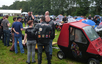 Alfsee2011_11.jpg (143.67 KiB) 5472 mal betrachtet Freibier auf dem Platz